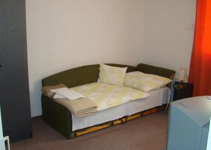 מלון Carrier Komárom